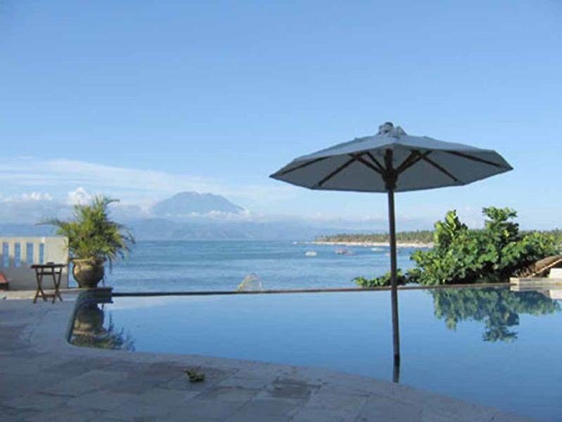 Coconuts Beach Resort Nusa Lembongan  Exterior photo