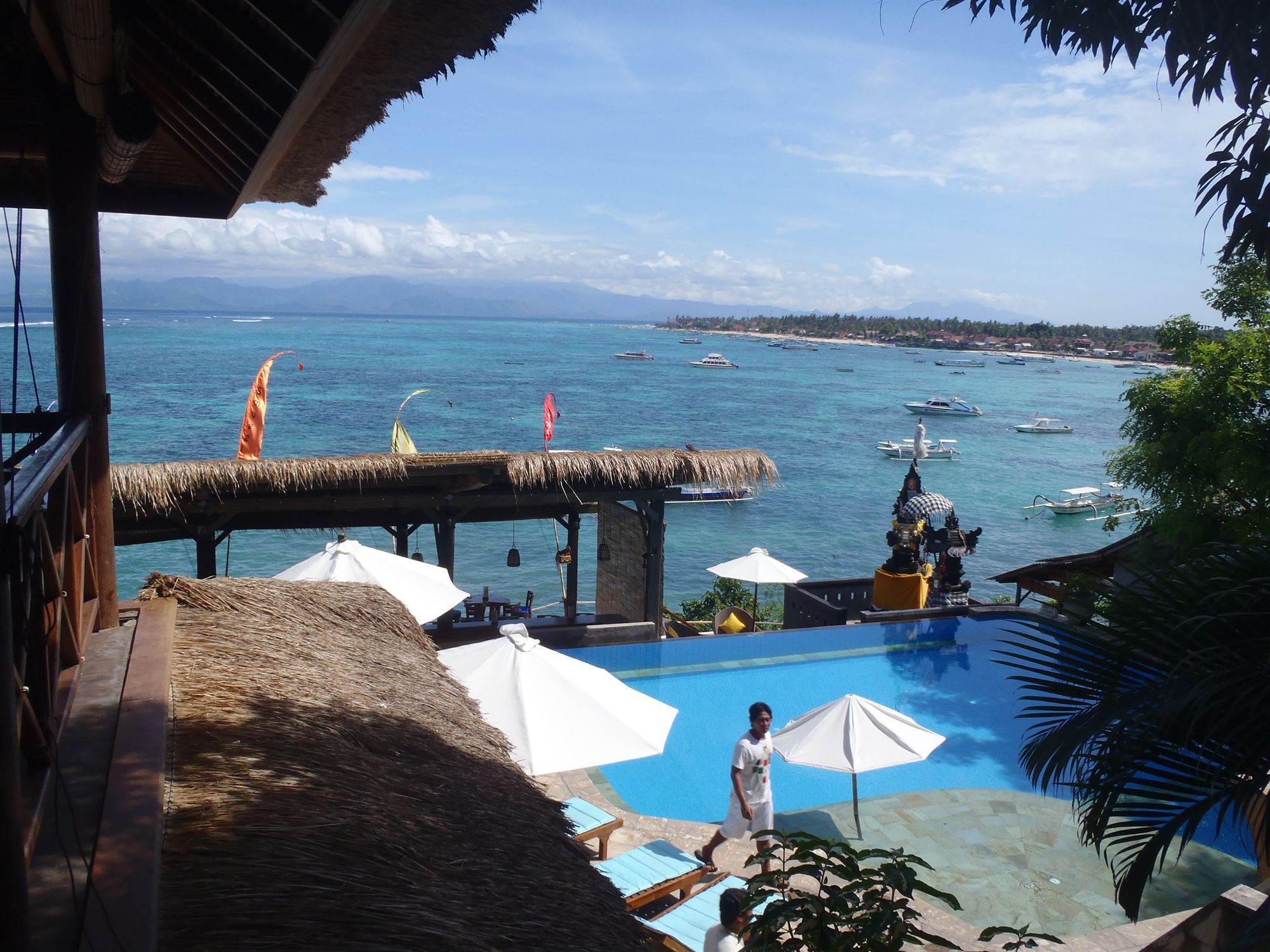 Coconuts Beach Resort Nusa Lembongan  Exterior photo